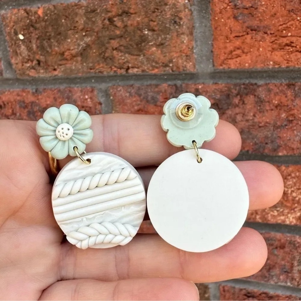Anthropologie Aurora Flower Resin Earrings - Picture 7 of 7